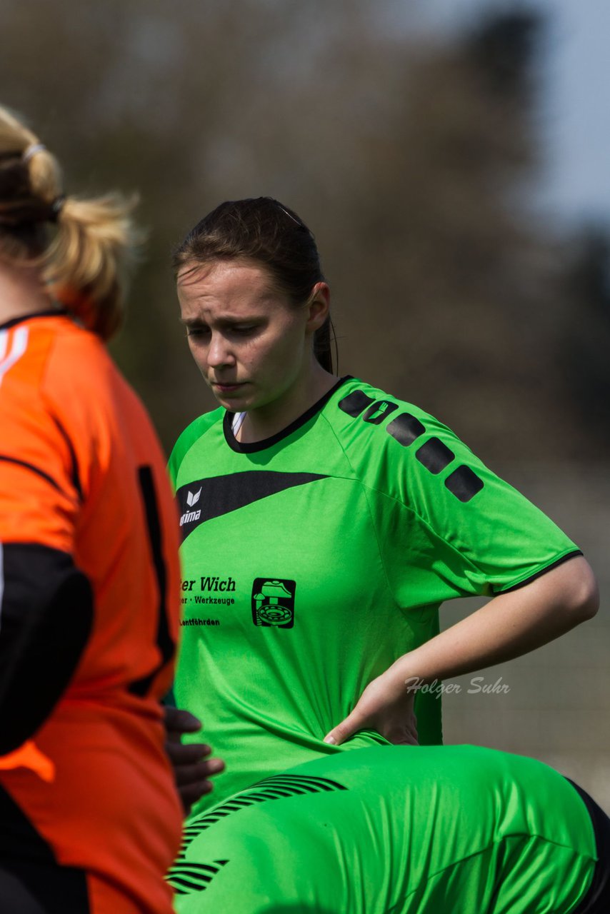 Bild 62 - Frauen Schmalfelder SV - TSV Siems : Ergebnis: 1:0